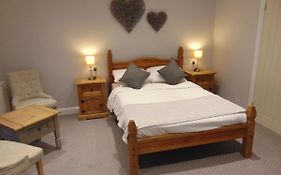 Rooftree Hotel Sandown 4*